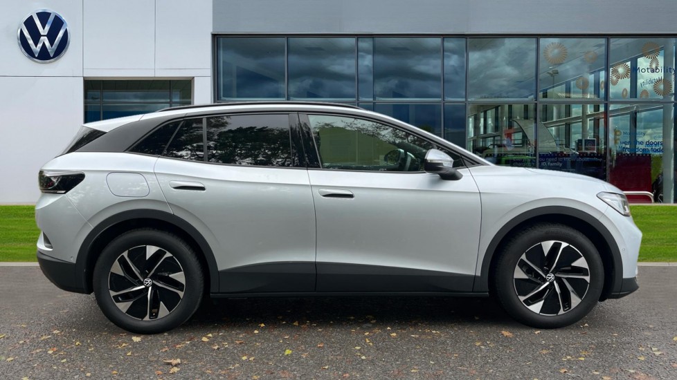 Used Volkswagen ID.4 2025 for sale - 76915066: Photo 4