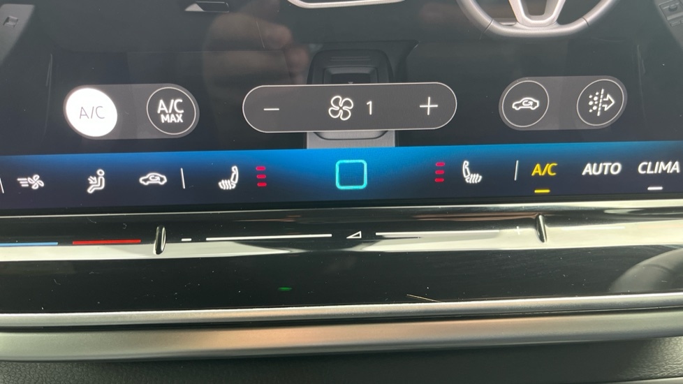 Used Volkswagen ID.4 2025 for sale - 76915066: Photo 41