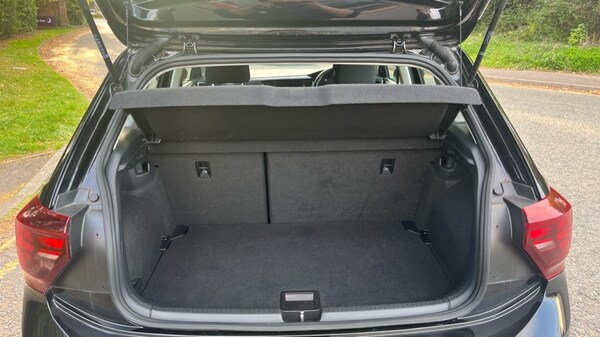 Used Volkswagen Polo 2022 for sale - 76079011: Photo 16