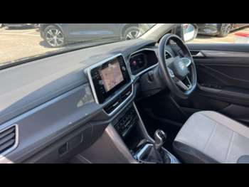 Used Volkswagen T-Roc 2023 for sale - 75108528: Photo