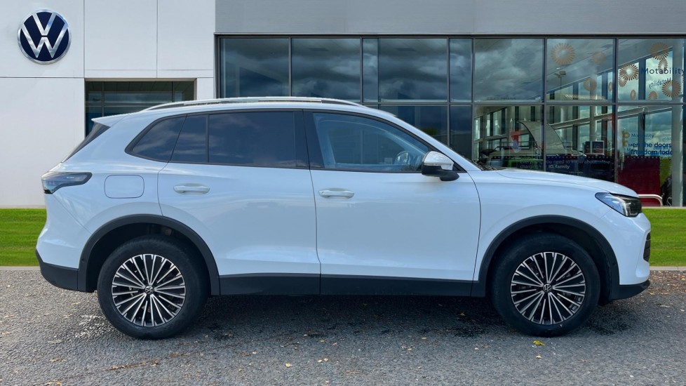 Used Volkswagen Tiguan 2025 for sale - 76869184: Photo 4