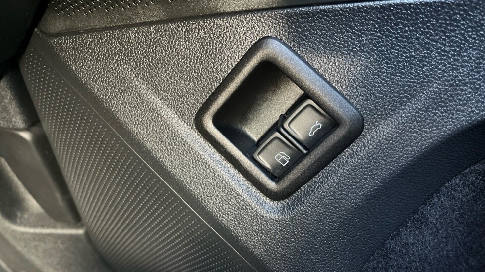 Used Volkswagen Tiguan 2025 for sale - 76869184: Photo 40