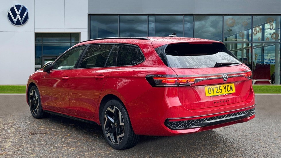 Used Volkswagen Passat 2025 for sale - 76868263: Photo 3