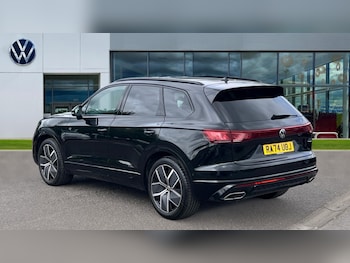 Used Volkswagen Touareg 2025 for sale - 75522082: Photo