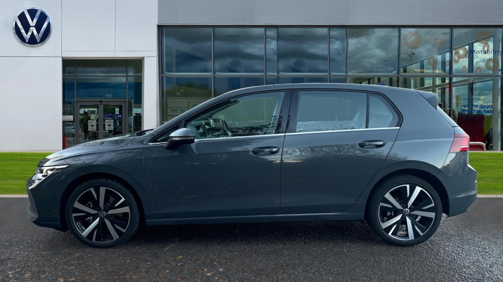 Used Volkswagen Golf 2025 for sale - 77036051: Photo 9