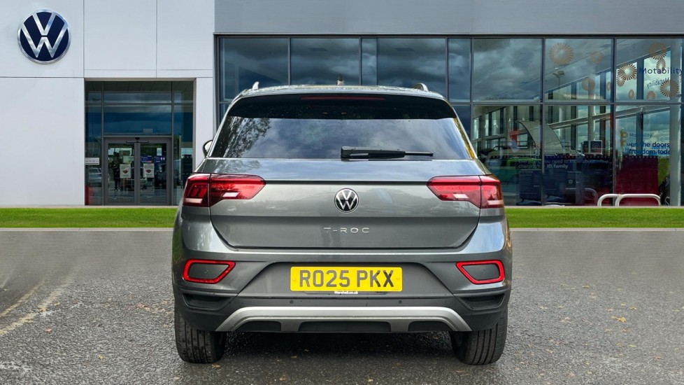 Used Volkswagen T-Roc 2025 for sale - 76870370: Photo 11