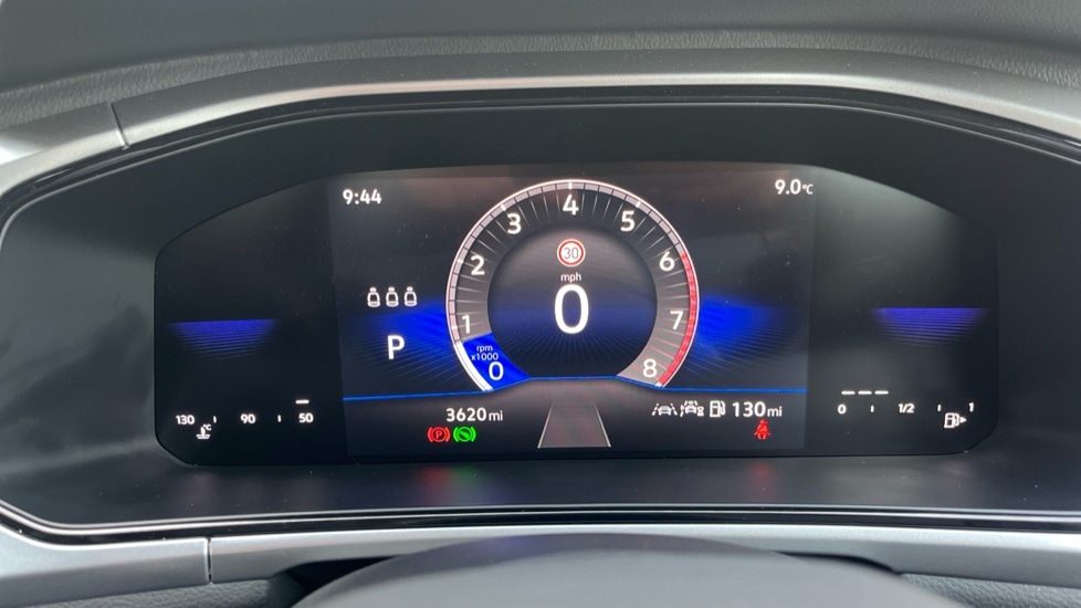 Used Volkswagen T-Roc 2025 for sale - 76870370: Photo 14