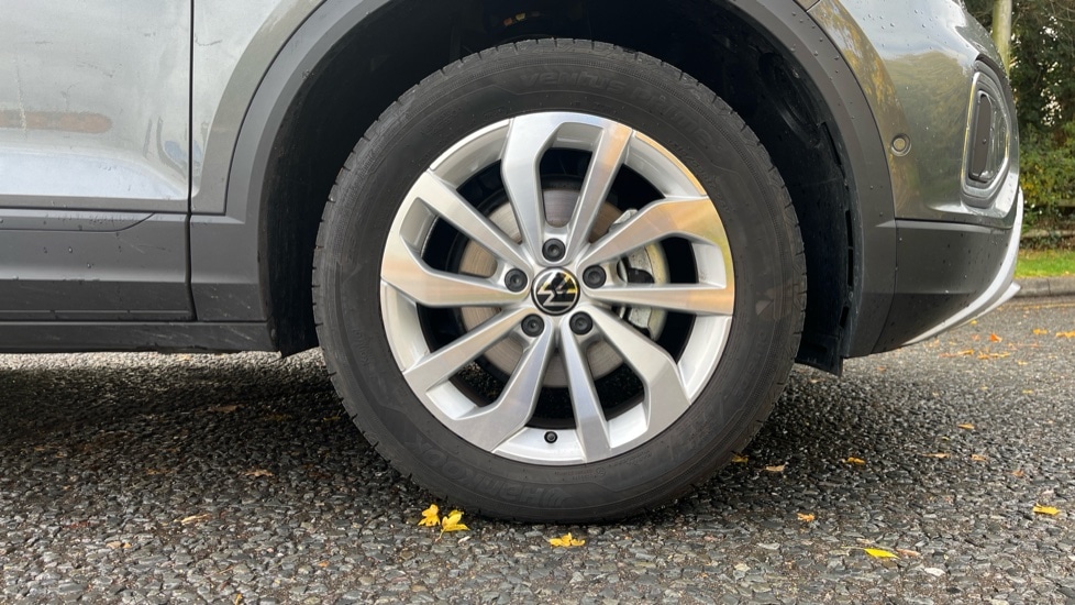 Used Volkswagen T-Roc 2025 for sale - 76870370: Photo 20