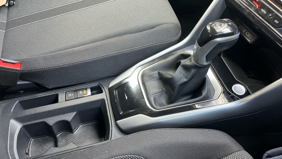 Used Volkswagen T-Roc 2025 for sale - 76870370: Photo 33