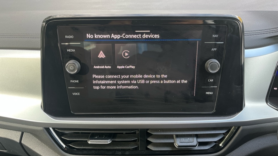 Used Volkswagen T-Roc 2025 for sale - 76870370: Photo 42