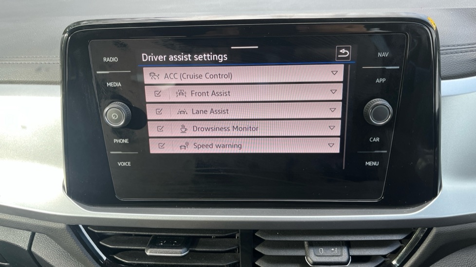 Used Volkswagen T-Roc 2025 for sale - 76870370: Photo 48