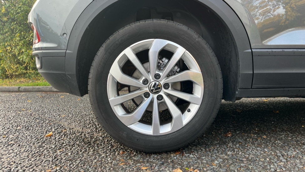 Used Volkswagen T-Roc 2025 for sale - 76870370: Photo 5