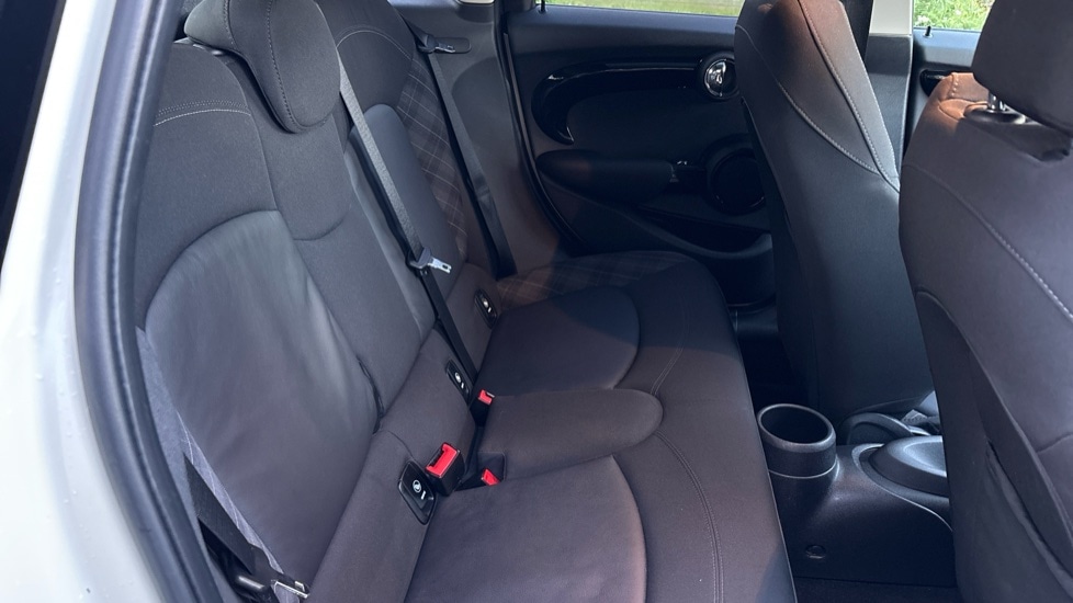 Used MINI Hatch 2018 for sale - 76933110: Photo 14