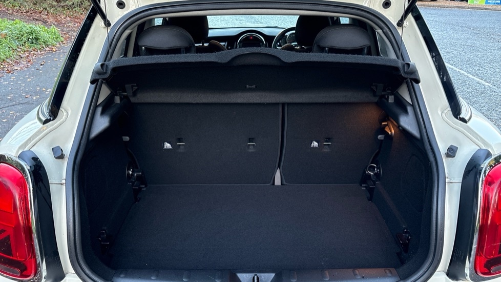 Used MINI Hatch 2018 for sale - 76933110: Photo 15