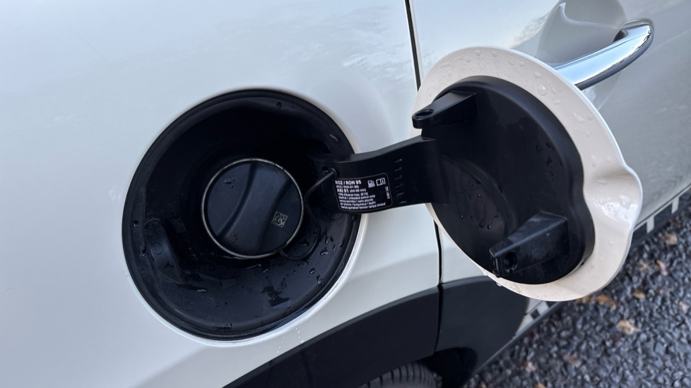 Used MINI Hatch 2018 for sale - 76933110: Photo 21