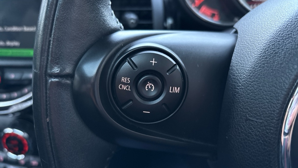 Used MINI Hatch 2018 for sale - 76933110: Photo 23