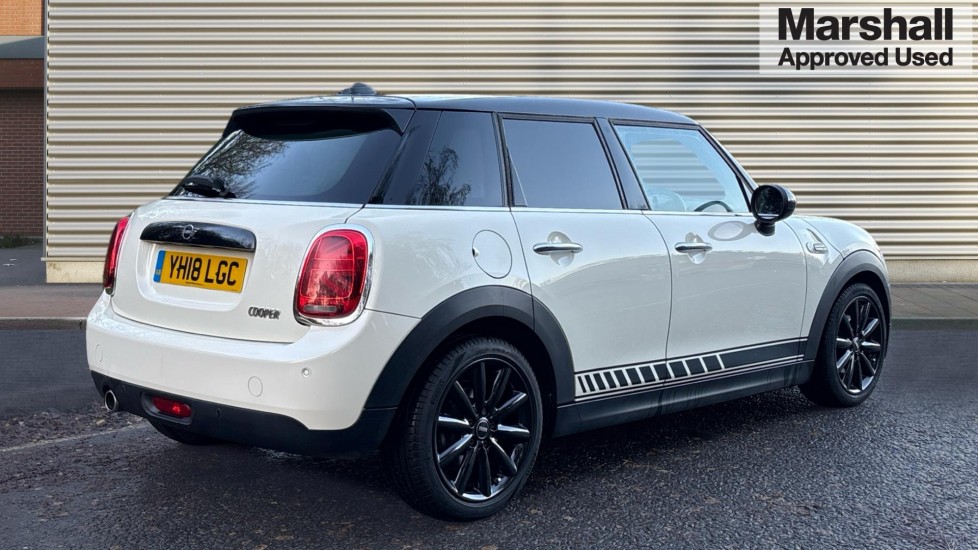 Used MINI Hatch 2018 for sale - 76933110: Photo 3