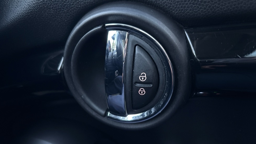 Used MINI Hatch 2018 for sale - 76933110: Photo 36