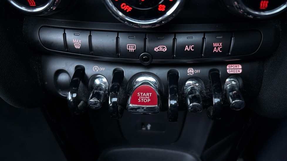 Used MINI Hatch 2018 for sale - 76933110: Photo 38