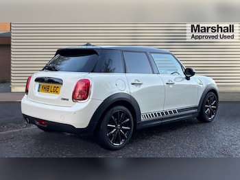 Used MINI Hatch 2018 for sale - 76933110: Photo