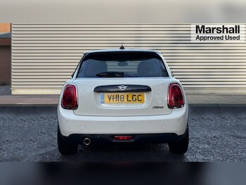 Used MINI Hatch 2018 for sale - 76933110: Photo