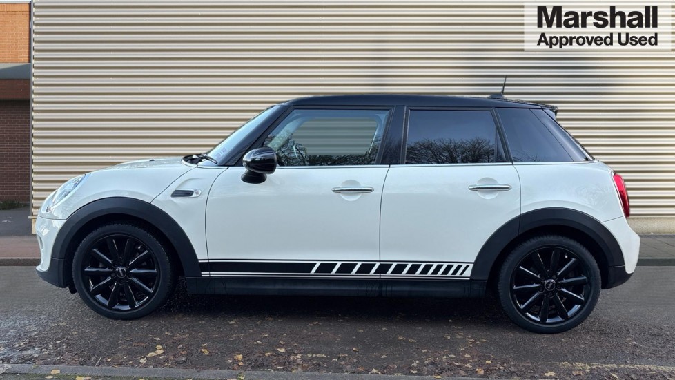 Used MINI Hatch 2018 for sale - 76933110: Photo 6