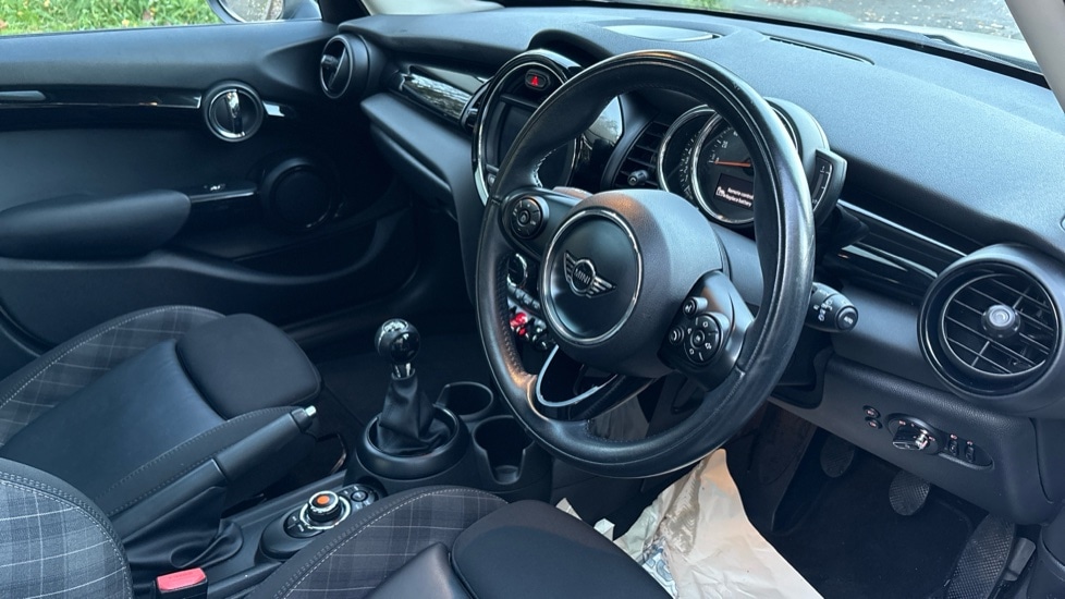 Used MINI Hatch 2018 for sale - 76933110: Photo 9