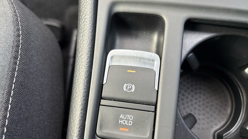 Used Volkswagen Golf 2017 for sale - 77021856: Photo 48