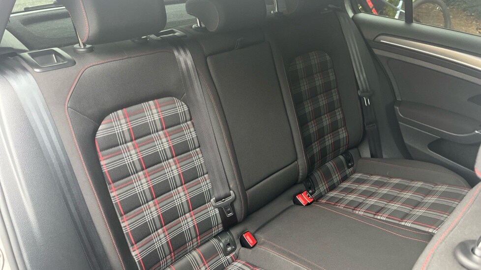 Used Volkswagen Golf 2018 for sale - 76437996: Photo 15