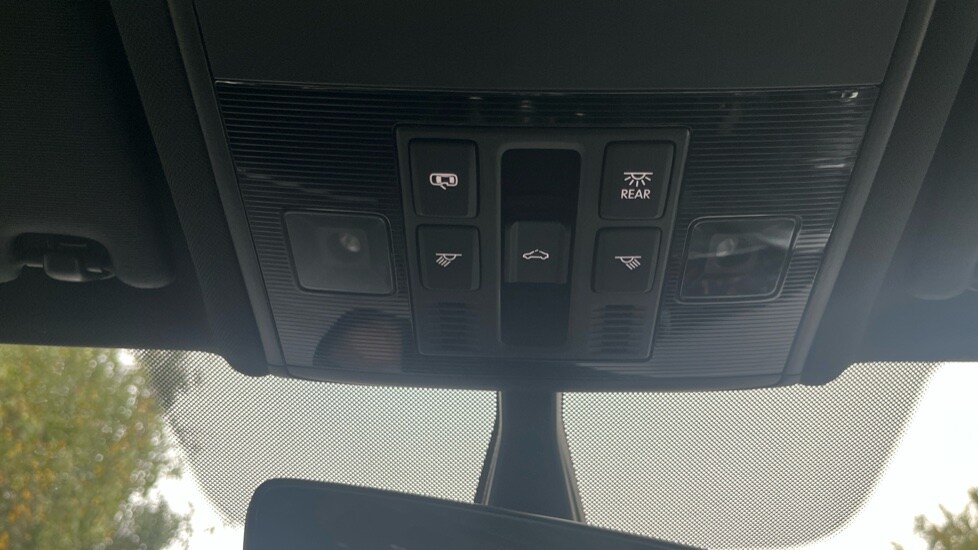 Used Volkswagen Golf 2018 for sale - 76437996: Photo 44