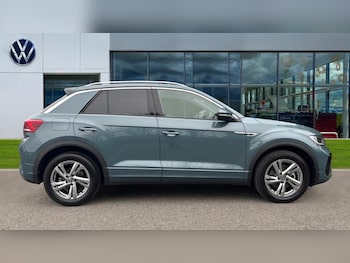 Used Volkswagen T-Roc 2025 for sale - 76901492: Photo