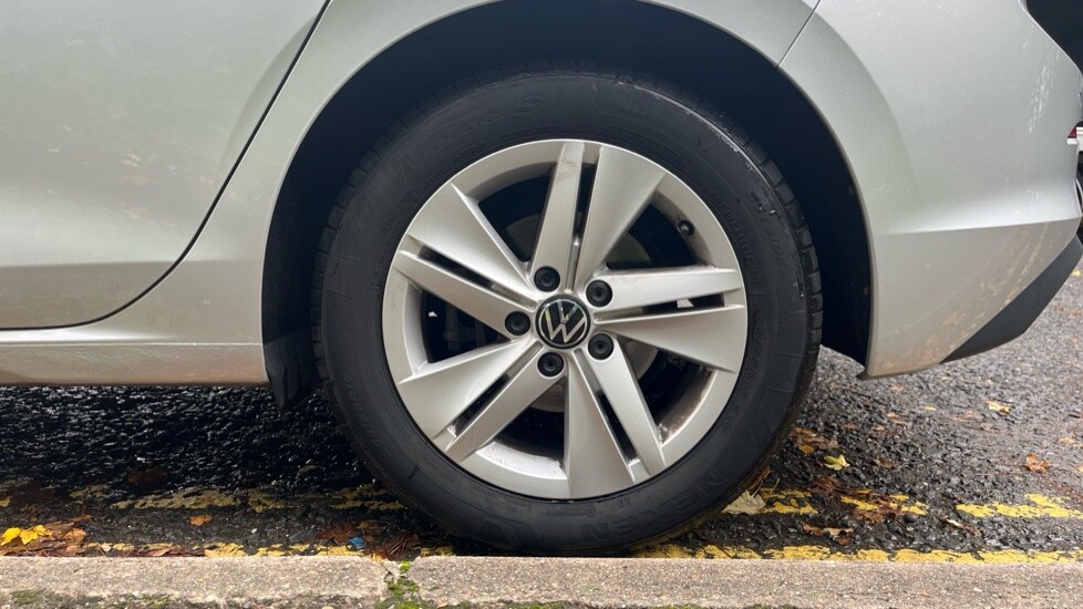 Used Volkswagen Golf 2024 for sale - 76272992: Photo 19