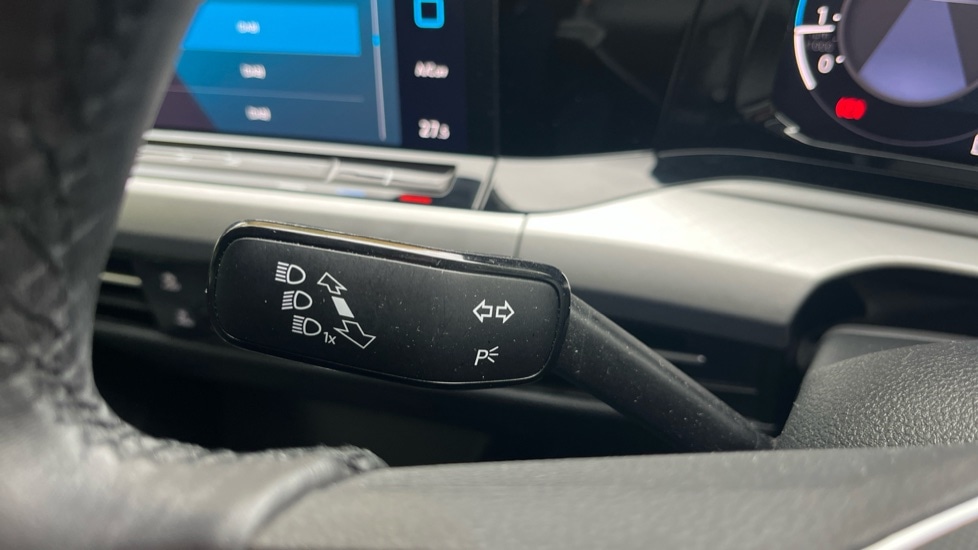 Used Volkswagen Golf 2024 for sale - 76272992: Photo 29