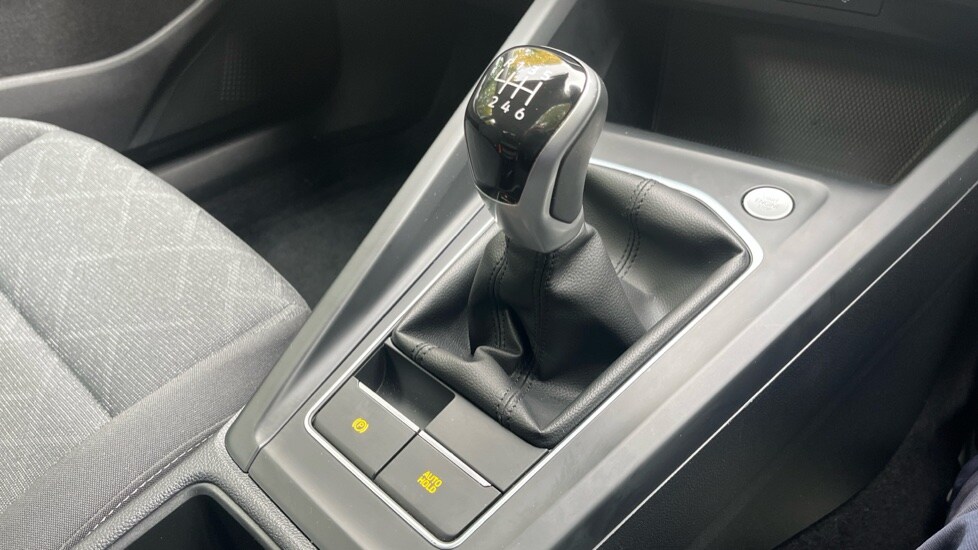 Used Volkswagen Golf 2024 for sale - 76272992: Photo 32