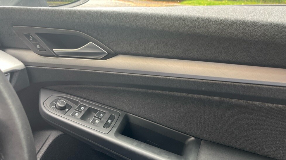 Used Volkswagen Golf 2024 for sale - 76272992: Photo 33