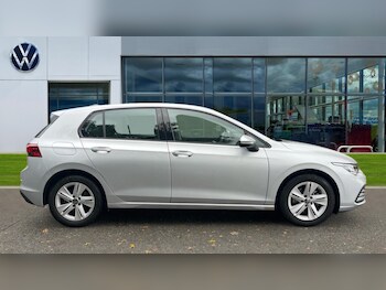 Used Volkswagen Golf 2024 for sale - 76272992: Photo