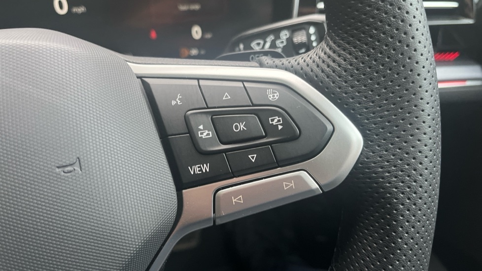 Used Volkswagen Touareg 2025 for sale - 76442129: Photo 29