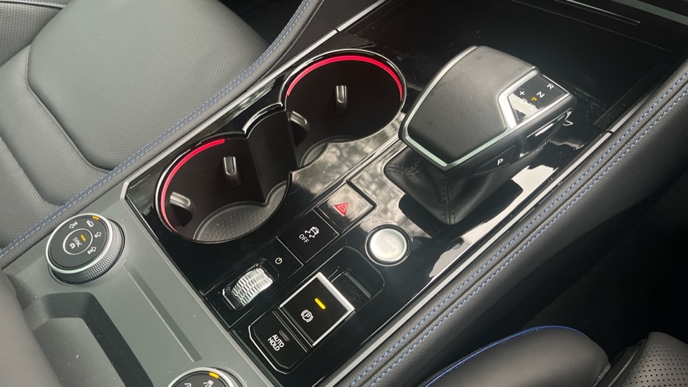 Used Volkswagen Touareg 2025 for sale - 76442129: Photo 35