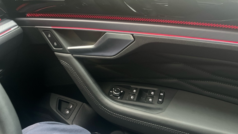 Used Volkswagen Touareg 2025 for sale - 76442129: Photo 36