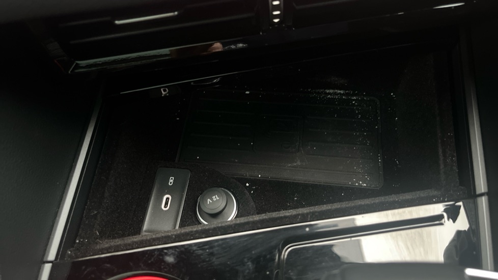 Used Volkswagen Touareg 2025 for sale - 76442129: Photo 43