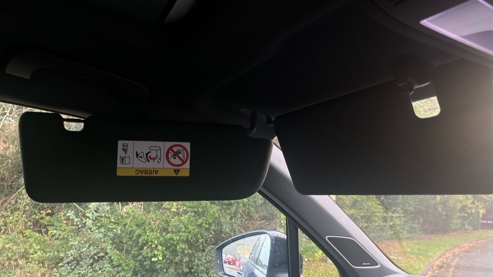 Used Volkswagen Touareg 2025 for sale - 76442129: Photo 53