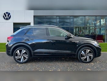 Used Volkswagen T-Roc 2025 for sale - 76452192: Photo