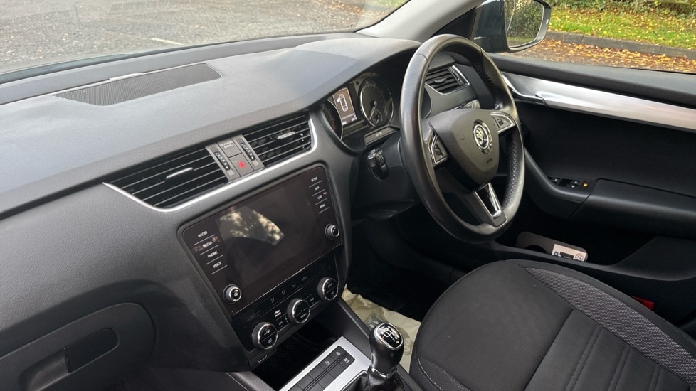 Used Skoda Octavia 2019 for sale - 76901270: Photo 2