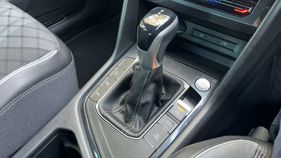 Used Volkswagen Tiguan 2023 for sale - 76873131: Photo 31