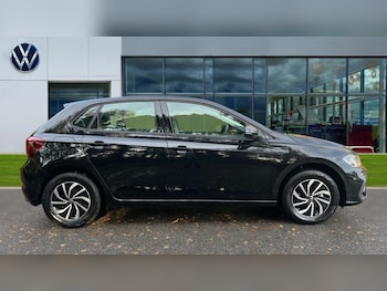 Used Volkswagen Polo 2025 for sale - 76514988: Photo