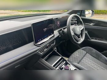 Used Volkswagen Tiguan 2025 for sale - 76172287: Photo 2