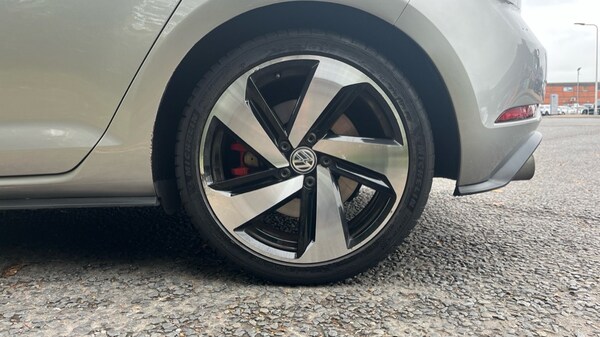 Used Volkswagen Golf 2018 for sale - 76272829: Photo 19