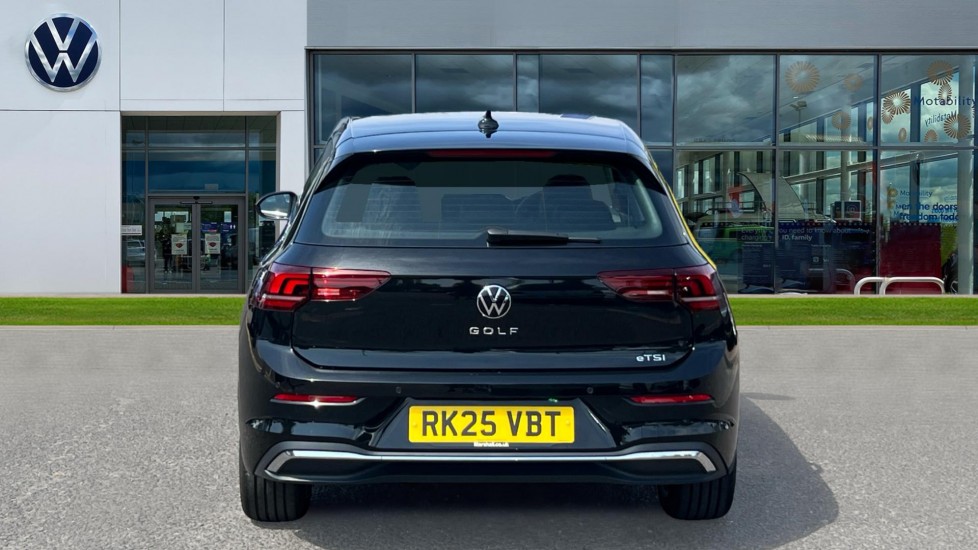 Used Volkswagen Golf 2025 for sale - 76869175: Photo 11