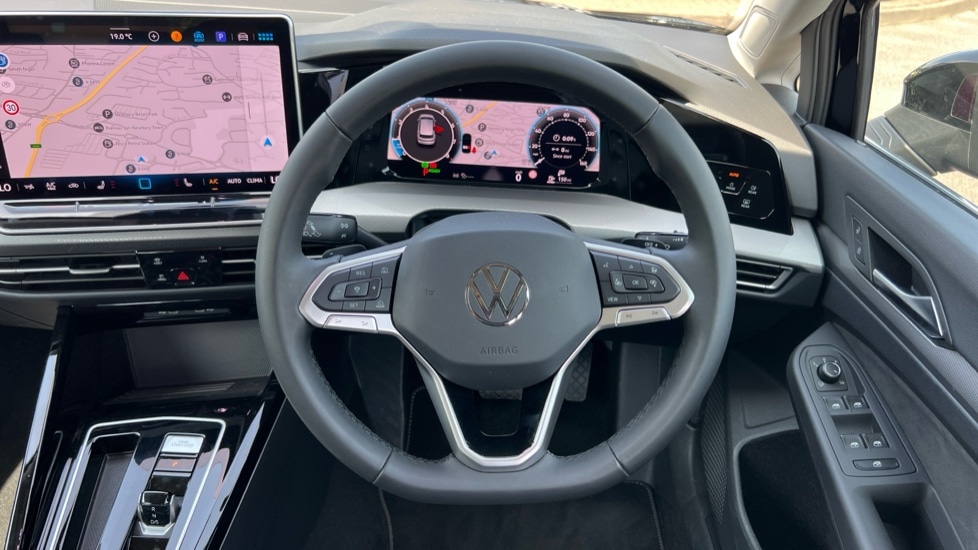 Used Volkswagen Golf 2025 for sale - 76869175: Photo 27