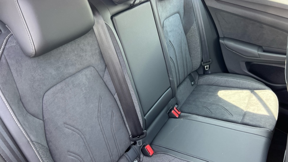 Used Volkswagen Golf 2025 for sale - 76869175: Photo 38